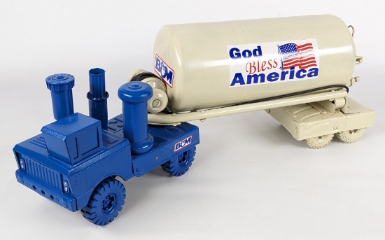 Large Custom Industrial Art Tanker Truck