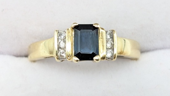 Ladies 14K Yellow Gold Sapphire & Diamond Ring