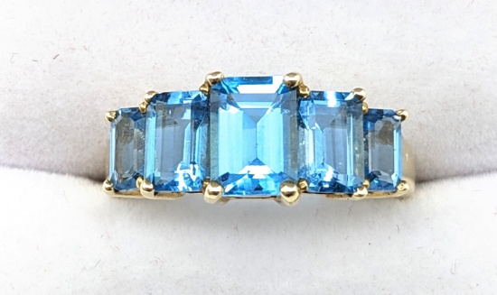 Ladies 14K Yellow Gold Blue Topaz Dinner Ring