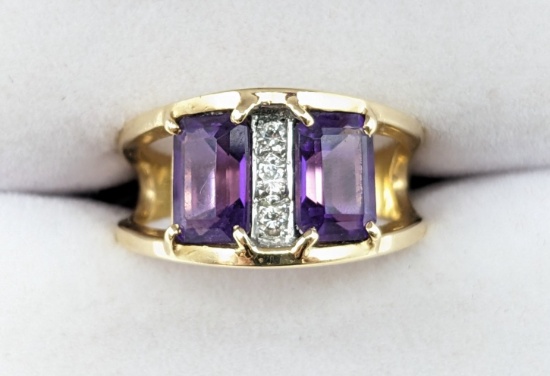 Ladies 14K Yellow Gold Amethyst & Diamond Ring