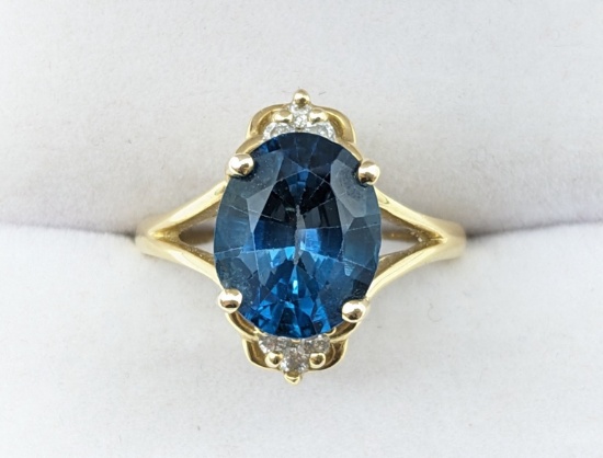 Ladies 14K Gold Blue Sapphire & Diamond Ring