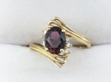 Ladies 14K Yellow Gold Garnet & Diamond Ring