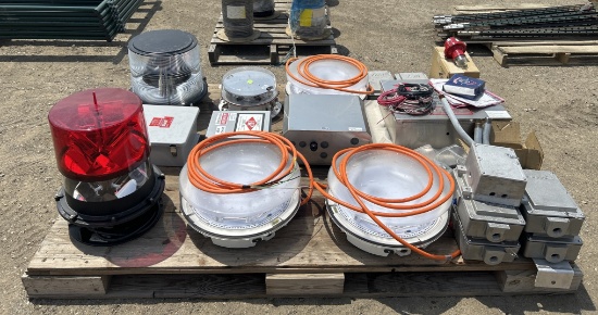 Pallet: Strobe Lights & Wire Harnesses