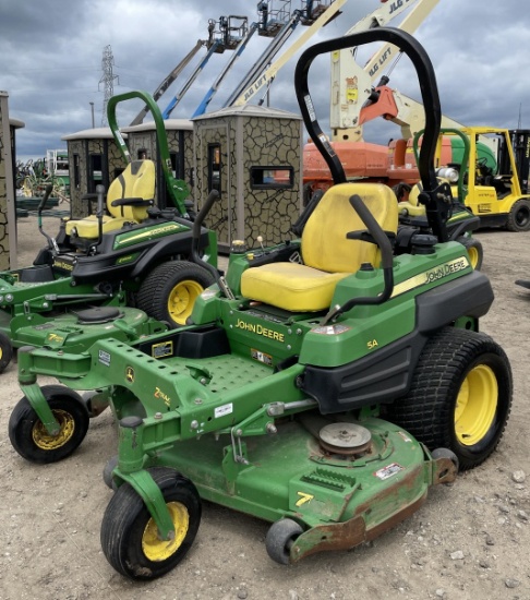 John Deere Z925A Zero Turn Lawn Mower
