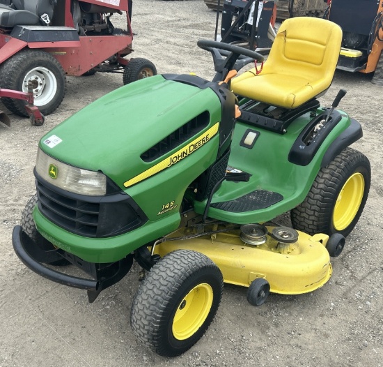 John Deere 145 Automatic 48Ó Riding Lawn Mower