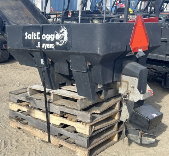 Salt Dogg Tailgate Salt Spreader