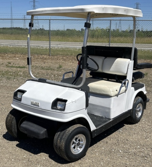 Yamaha G9 4-Seat Gas Golf Cart