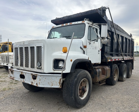 1994 International 2674 6x4 Dump Truck