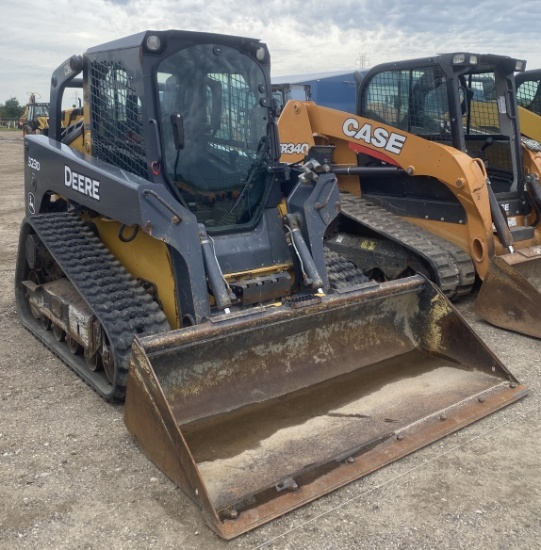 John Deere 323D Tracked Skid Steer
