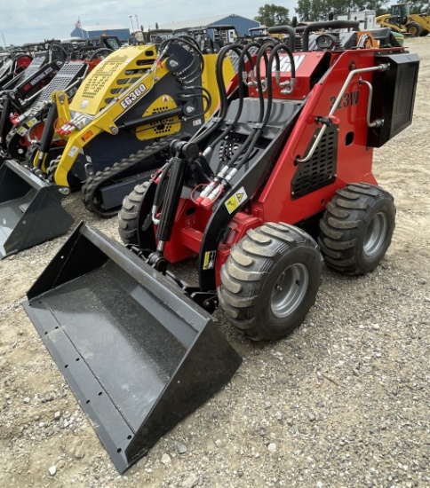 2024 EGN 323W Mini Skid Steer