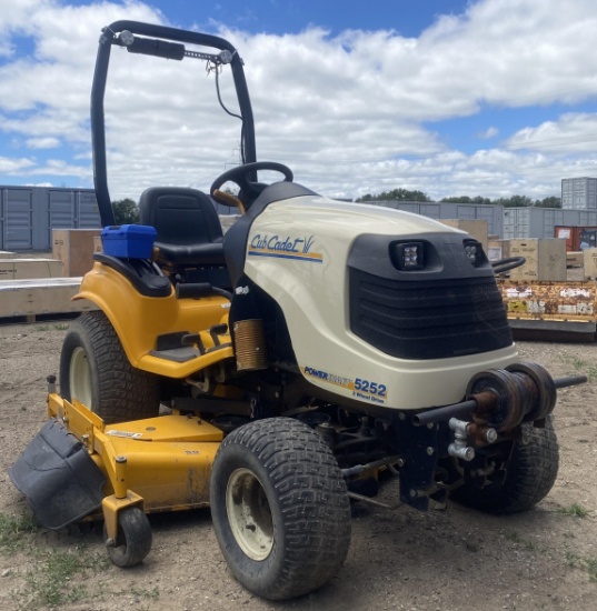 Cub Cadet 5252 Utility Tractor