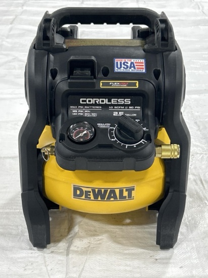 DeWalt 2.5 Gal. 140 PSI 20V Air Compressor