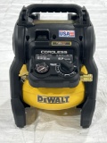 DeWalt 2.5 Gal. 140 PSI 20V Air Compressor