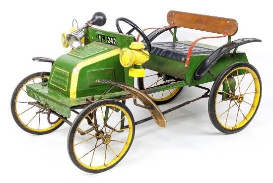 Origianl Triang Veteran Style Pedal Car