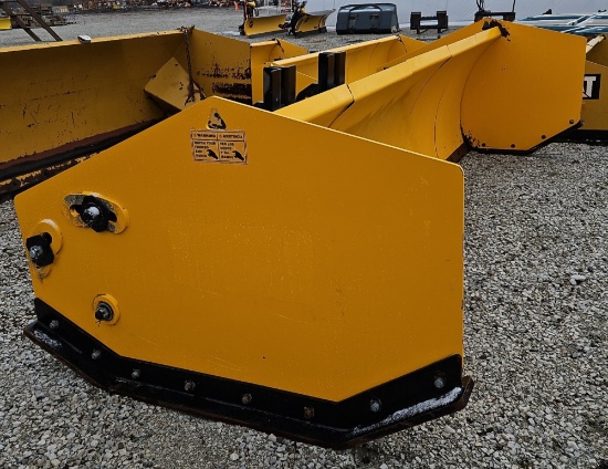 14' Artic Snow Push Box