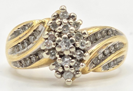 Ladies Vintage 10K Yellow Gold Diamond Cluster Ring