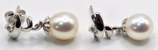 Ladies 14K White Gold 7.5mm Pearl Dangle Earrings