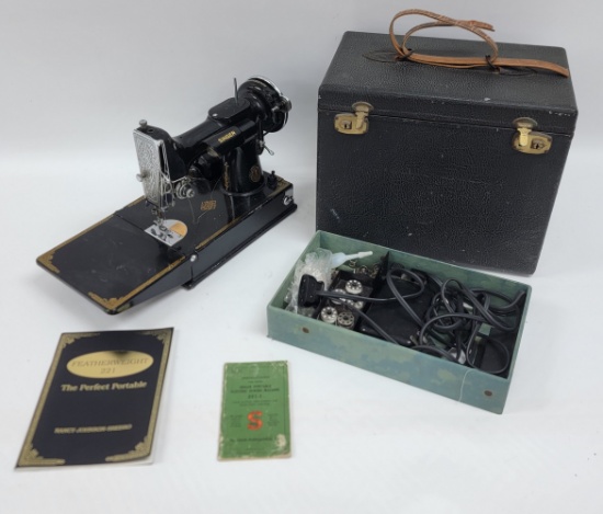 Vintage Singer Featherweight Model 221-1 Sewing Machine