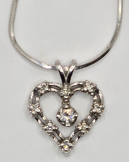 Ladies 14K White Gold Diamond Heart Pendant & Chain