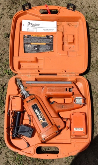 Paslode Cordless Utility Framing Nailer in Case