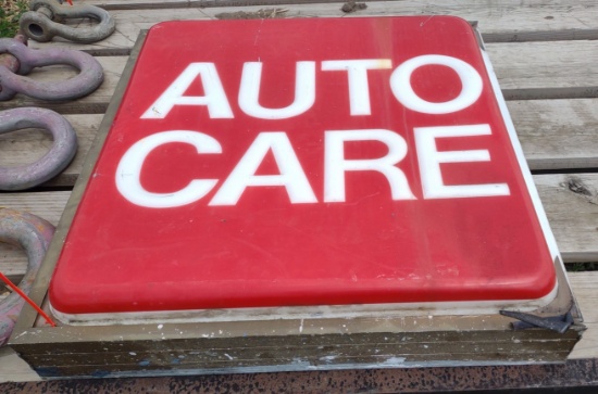 1985 Auto Care Light-Up Sign