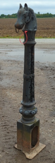 Vtg Cast Iron Hitching Post