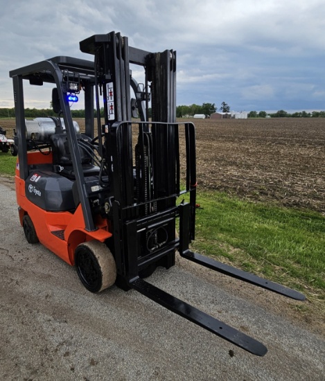 Toyota Forklift (Model 7FGOU25)