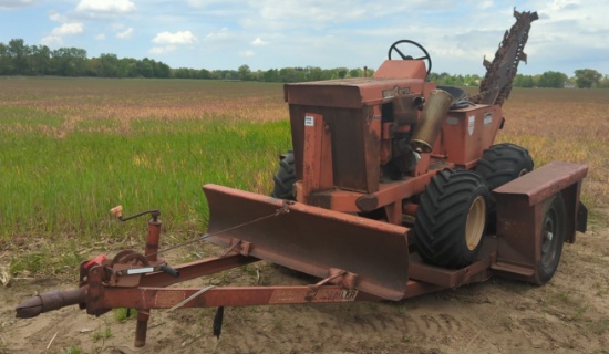 Ditch Witch (Model J20)