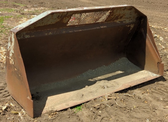 7' W Loader Bucket