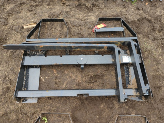 2024 AGT Pallet Forks 43' L