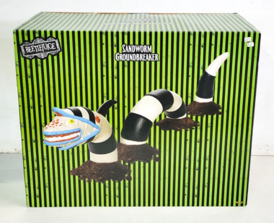 New Beetle Juice Sand Worm Groundbreaker  Figure