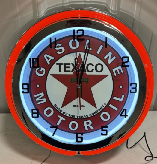 Custom Texaco Neon Clock