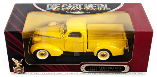 1/18 Scale Road Signatures 1937 Studebaker Coupe Express Truck