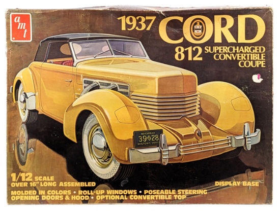 1/12 Scale AMT 1937 Cord 812 Supercharged Convertible Coupe Model Kit