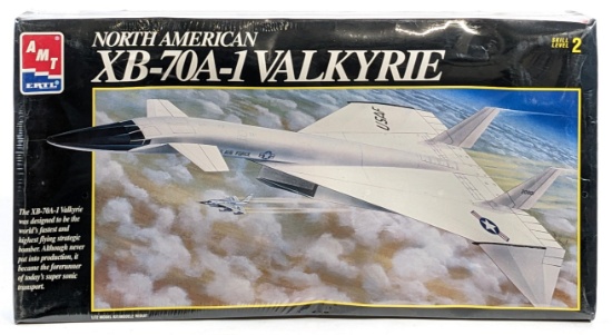 1/72 Scale Ertl North American XB-70A-1 Valkyrie Model Kit - Sealed