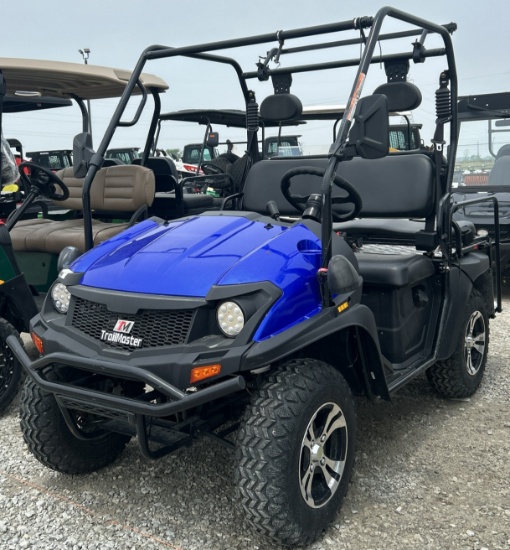 2023 Trailmaster Gas 4 Seater Golf Cart
