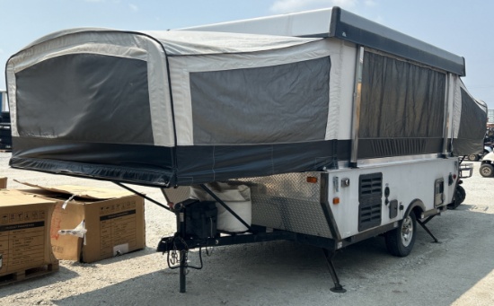 2012 Columbia Northwest 12Õ Aliner Pop-Up Camper Trailer