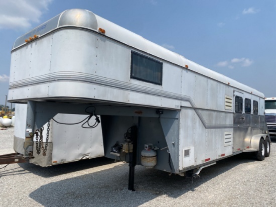 1999 32Õ Rocking A Combo Stock Horse Trailer