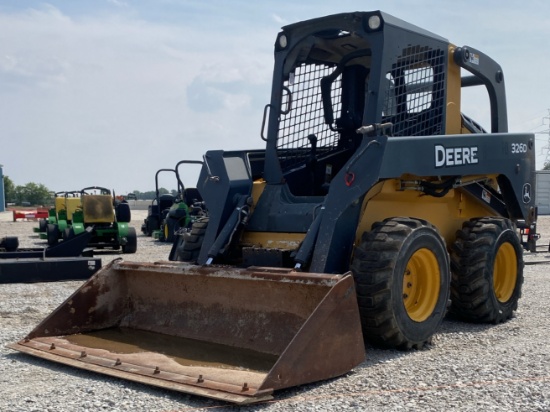 John Deere 326D Skid Steer