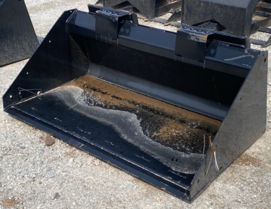 NEW 44 Quick Attach Bucket