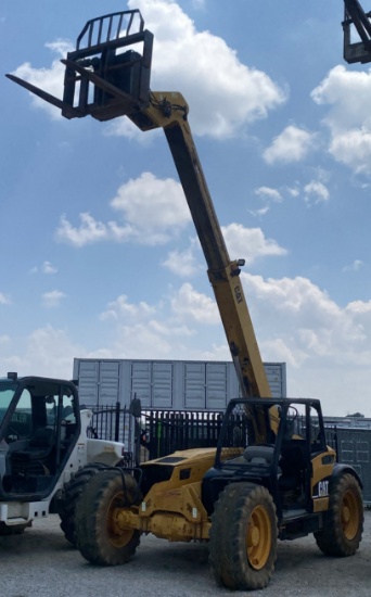 Caterpillar TH220-B Telehandler