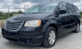 2009 Chrysler Town & Country Touring Mini Van