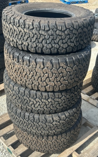BFGOODRICH All-Terrain KO2 LT285/70R17 116/113Q & 33X12.50R18LT 118S Tires