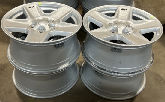 MOPAR Jeep Wrangler Gladiator 17:x7.5" Aluminum Rims