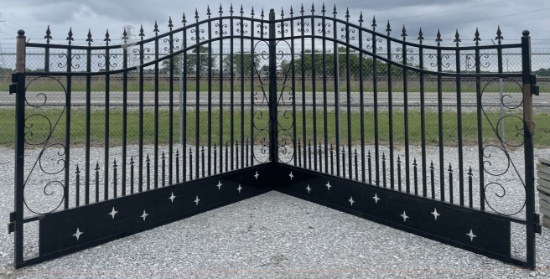 20Õ Bi-Parting Wrought Iron Gate, 89ÓH