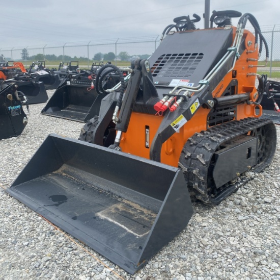 2025 LandHero LDH-T460XX Mini Skid Steer Loader