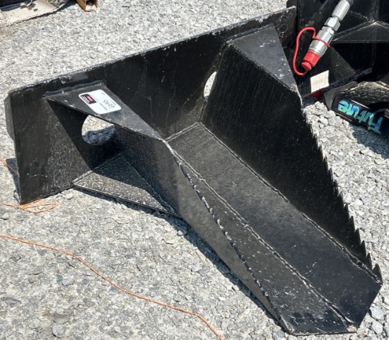 Quick Attach Mini Skid Steer 24" Tree Spade
