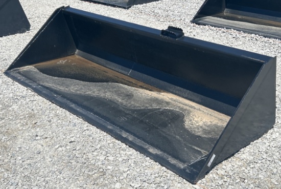 90" Quick Attach Bucket w/ Blade