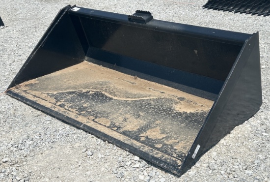 66" Quick Attach Bucket w/ Blade