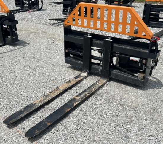 2025 Wolverine 48" Hydraulic Adjustable Pallet Forks